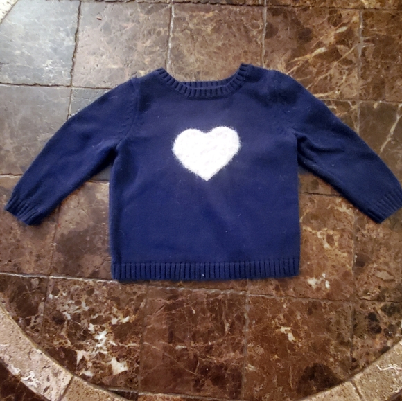 5/25 Old Navy Navy Blue Sweater with pink heart 18-24 mo - Picture 2 of 6